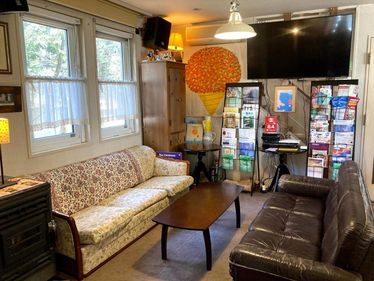 Bellscabin Guesthouse Каруидзава Экстерьер фото
